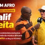 Salif Keita durante visita ou apresentação em Angola